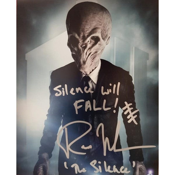 Autografo Ross Mullan Doctor Who Silence Foto 20X25 