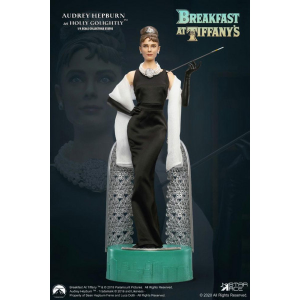 STAR ACE – Breakfast at Tiffany's Statue 1/4 Holly Golightly (Audrey Hepburn) 