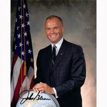 Autografo NASA Astronaut John Glenn Foto 20x25