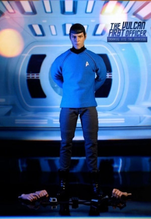 STAR TREK Iminime figure 1/6  The Vulcan First Officer - Spock, Zachary Quinto
