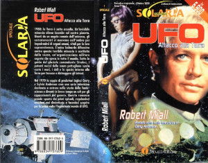 UFO SHADO – Attacco alla Terra, copia autografata da Dolores Mantez, Wanda Ventham e Michael Billinghton