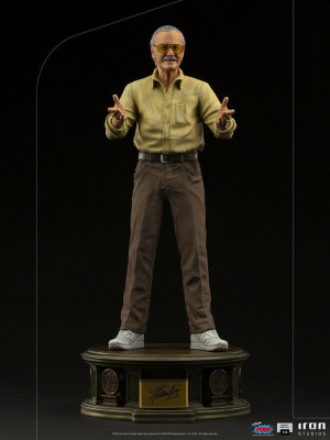 Stan Lee Legacy Replica 1/4 Scale Statue IRON STUDIOS