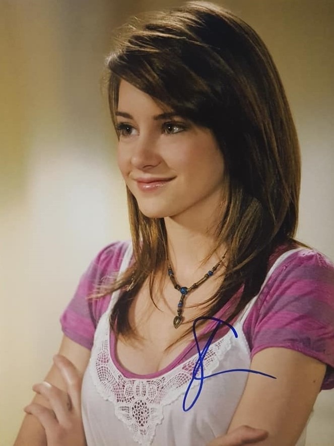 Autografo Shailene Woodley 2 Foto 20x25:
