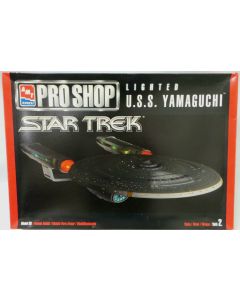 STAR TREK THE NEXT GENERATION : U.S.S. YAMAGUCHI AMT/ERTL KIT (MI)