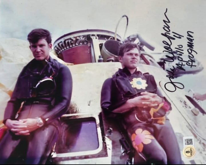 Autografo NASA APOLLO 11 - Astronauta John Wolfram