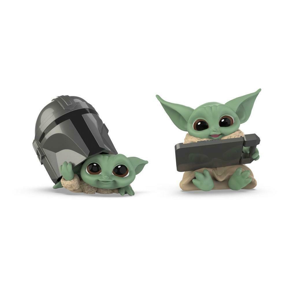 Star Wars Mandalorian Bounty Collection Figure 2-Pack The Child Helmet Peeking &